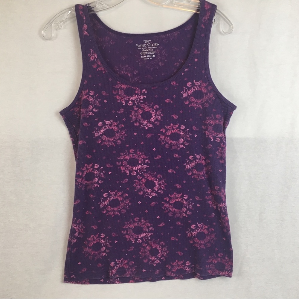 Lady’s tank top size XL